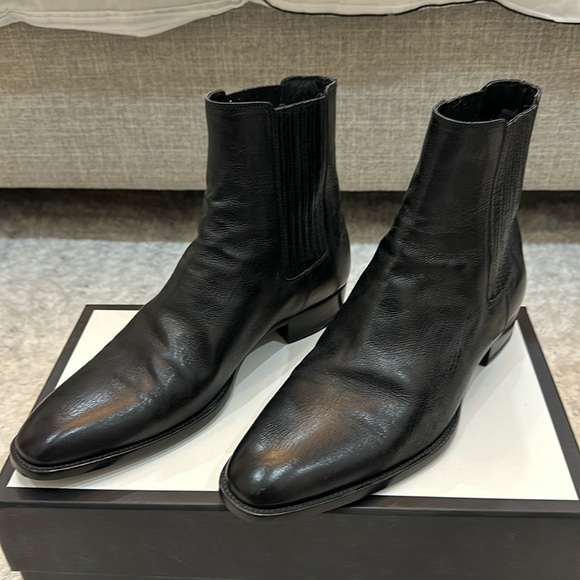 YSL Men’s Black Leather Chelsea Boot - Picture 1 of 4